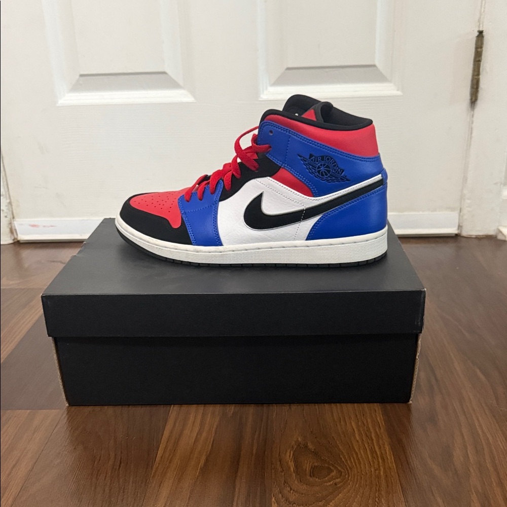 Jordan Air 1 Mid White Black Hyper Royal